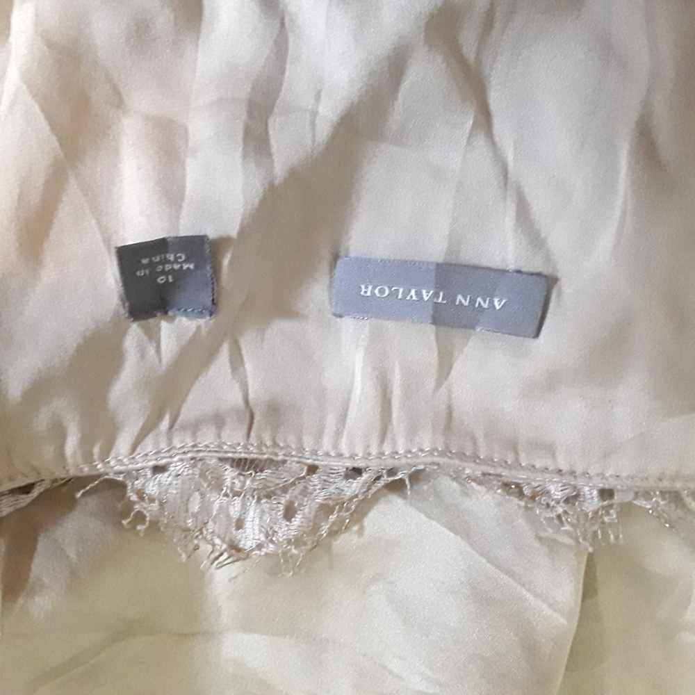 Pale gold silk and lace Loft cami! - Picture 6 of 6